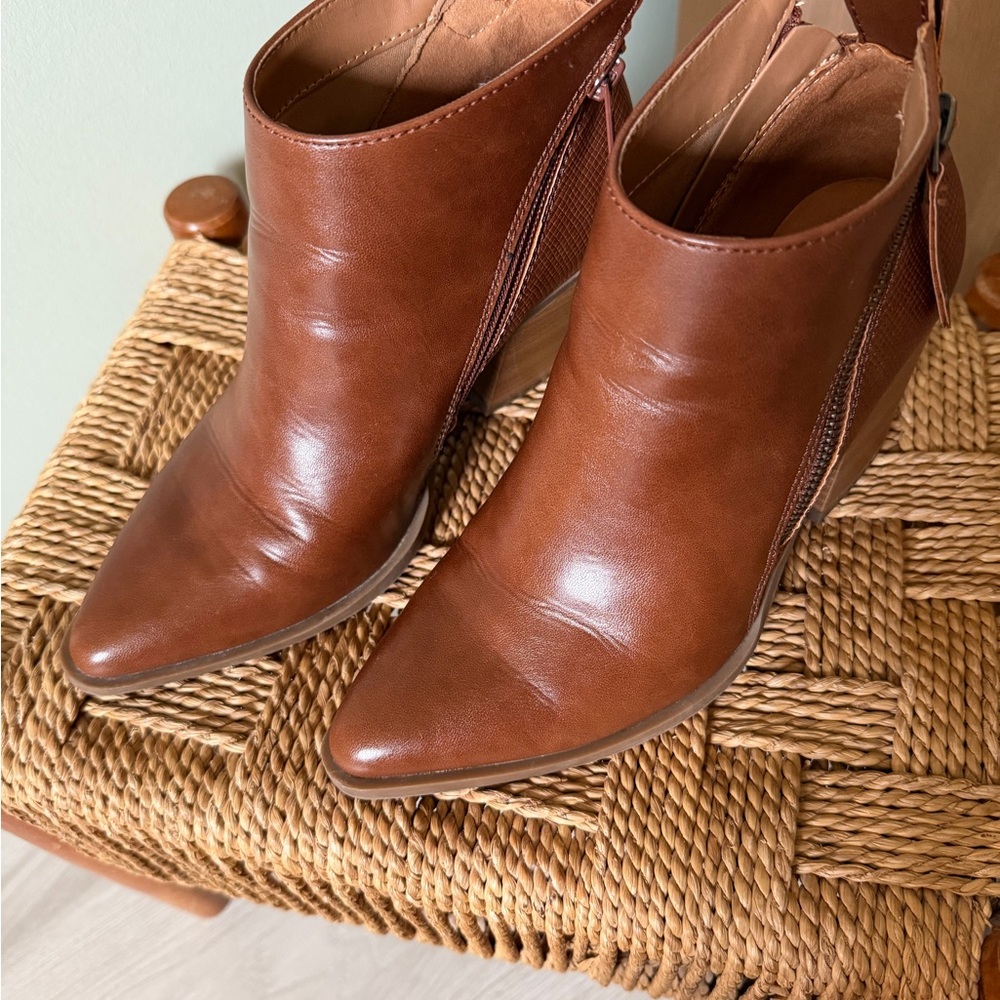 Universal Thread Ankle Booties, EUC - Picture 6 of 15
